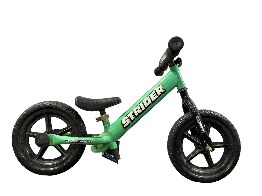 Strider ST 4 Balance Bike Green