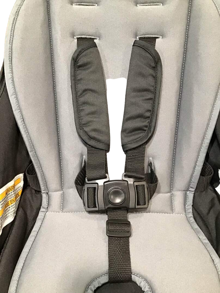 Graco Ready2Grow 2.0 Elevated Rear Seat Fabric