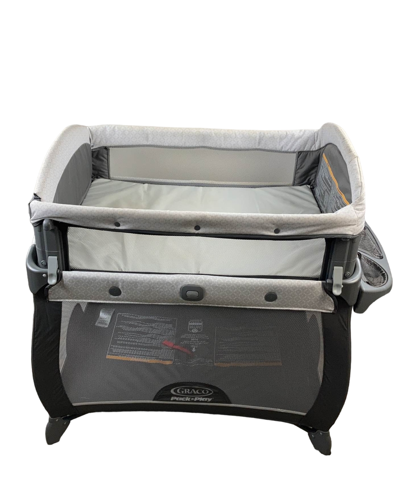 Graco Pack 'n Play Newborn2Toddler