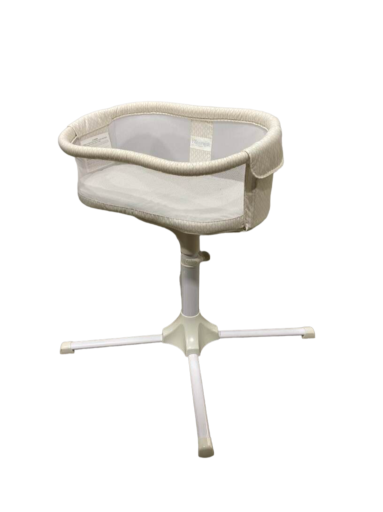 Halo BassiNest Swivel Sleeper Essentia Series,