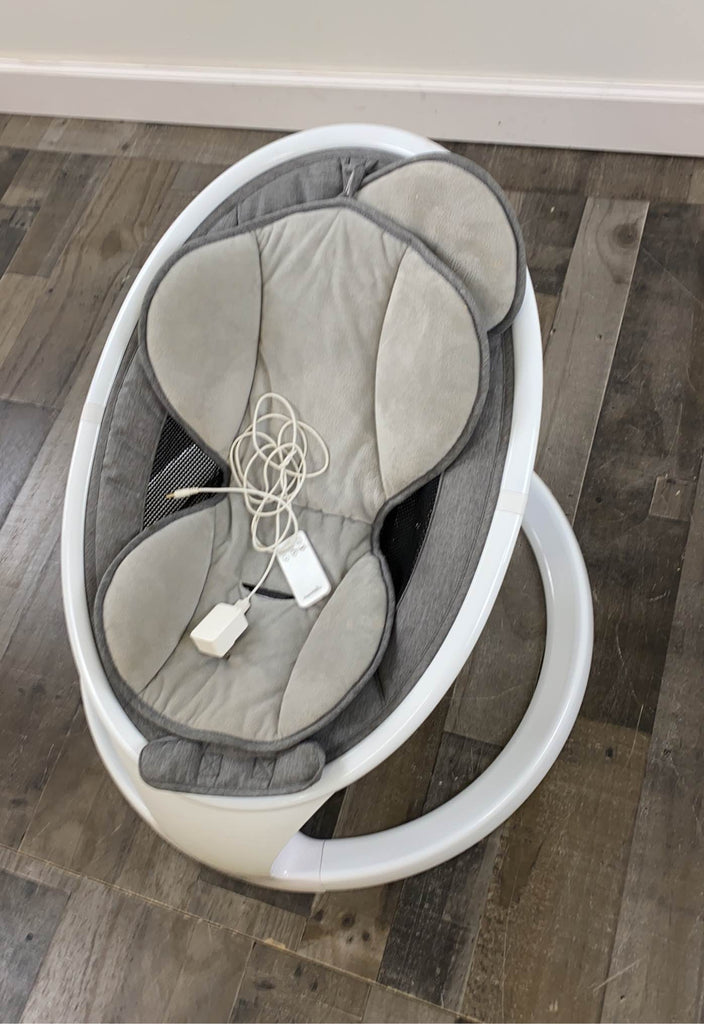 Munchkin Bluetooth Enabled Baby Swing