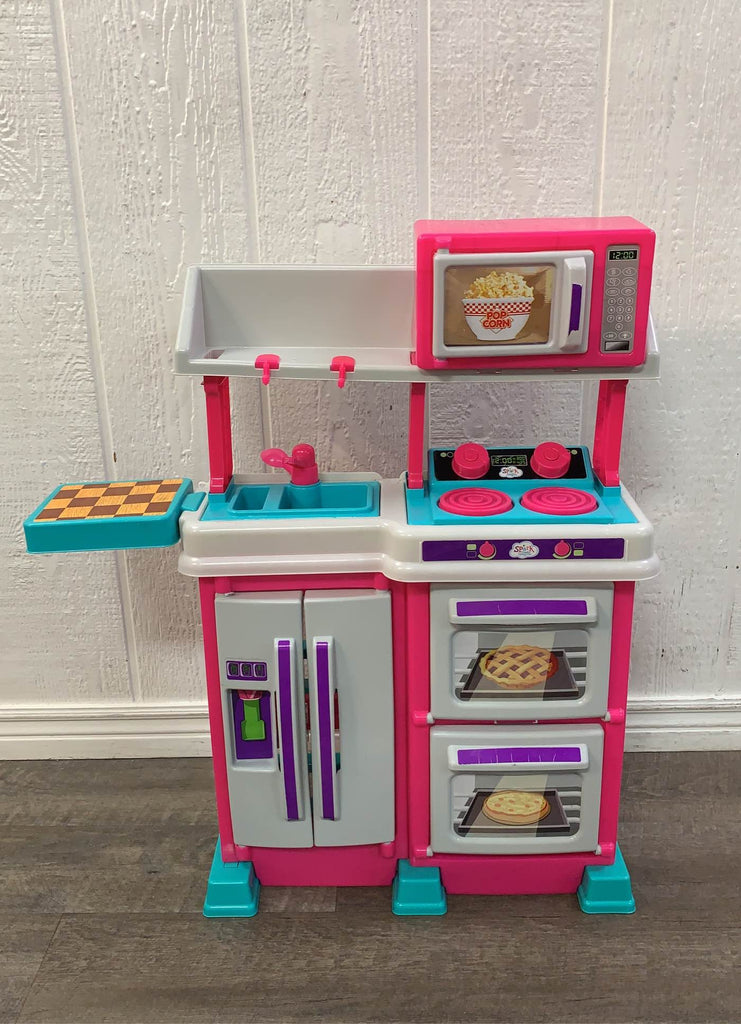 Spark. Create. Imagine Kitchen Play Set