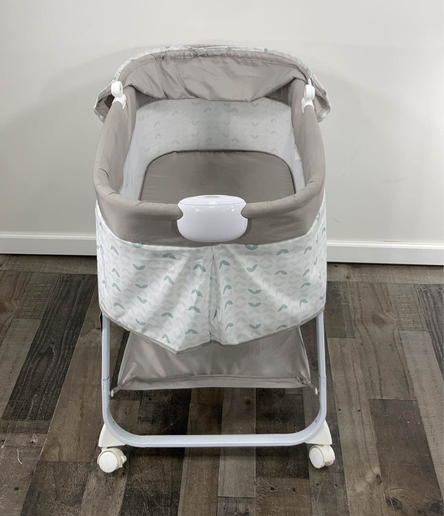 Ingenuity Ity Snuggity Snug Portable Baby Bedside with Soothi