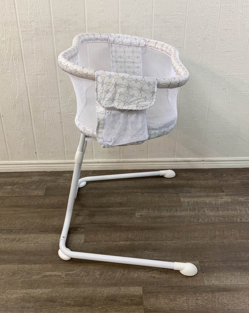 Halo BassiNest Glide Sleeper With Extra Sheet