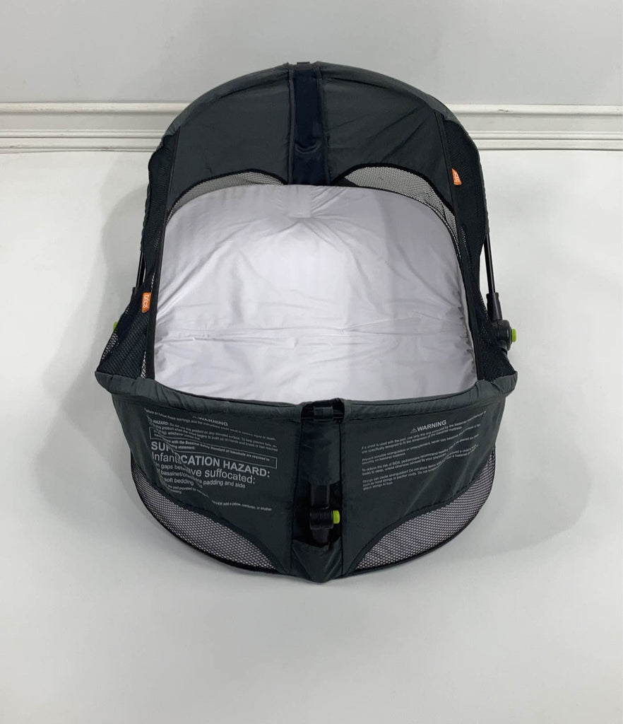 Munchkin Brica Fold ‘n Go Travel