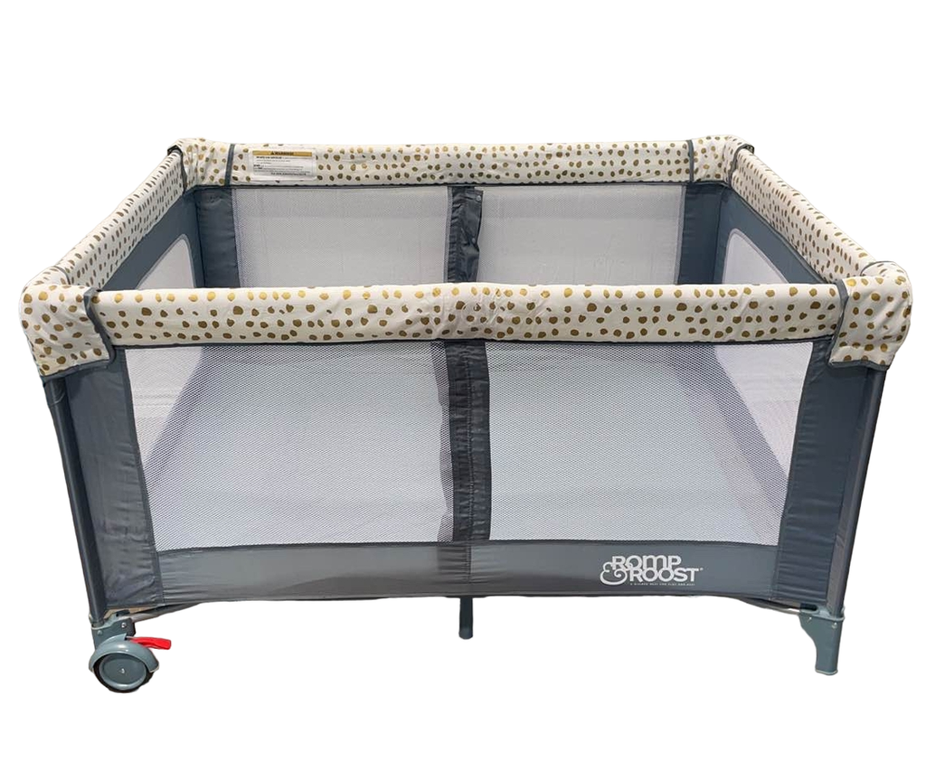 Romp and best sale roost luxe playard