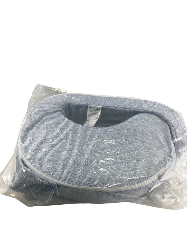 Boppy My Brest Friend Comparison: Which Is Better Nursing Pillow