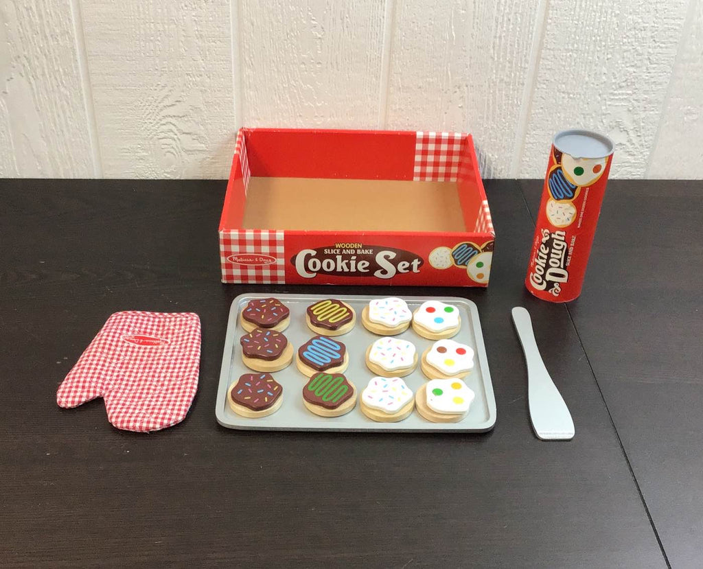 Melissa & Doug Slice and Bake Wooden Cookie Play Food Set