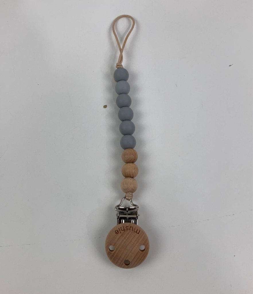 Mushie Pacifier Clip