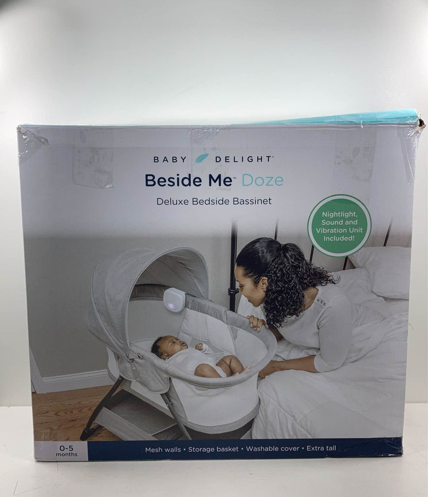 Baby Delight Beside Me Doze Deluxe Bedside