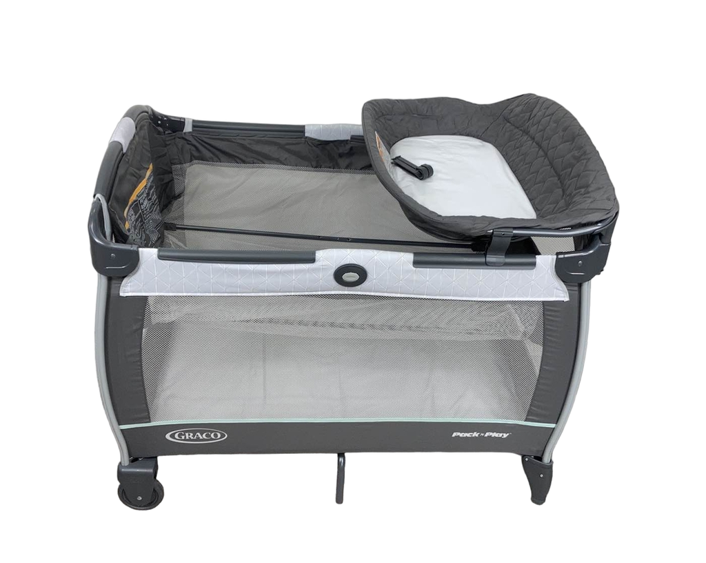Graco Pack 'n Play Close2Baby Playard