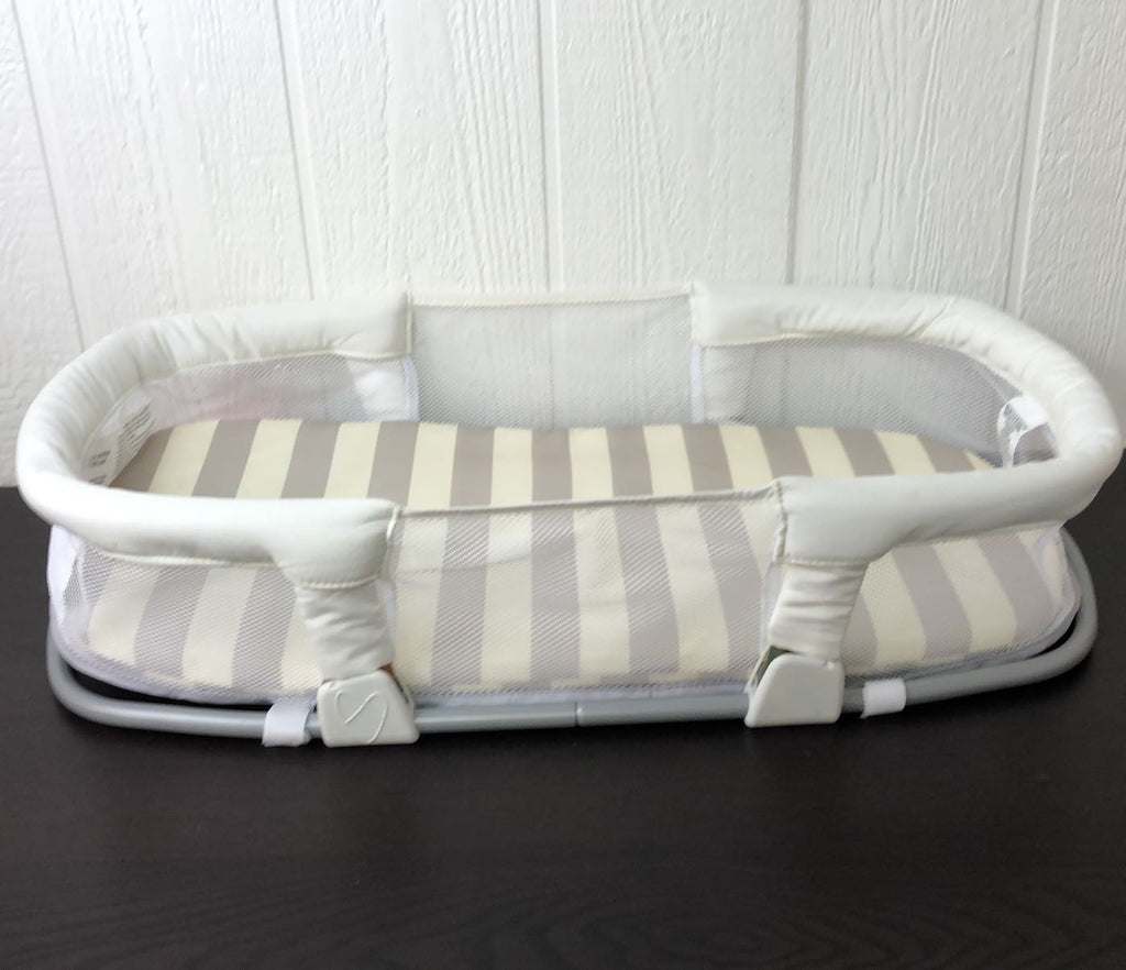 Summer Infant SwaddleMe By Your Side Sleeper