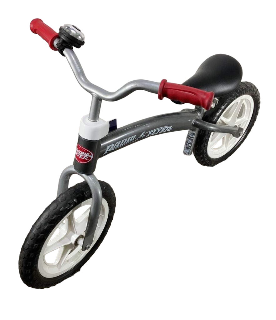 radio flyer glide n go balance bike with air tires