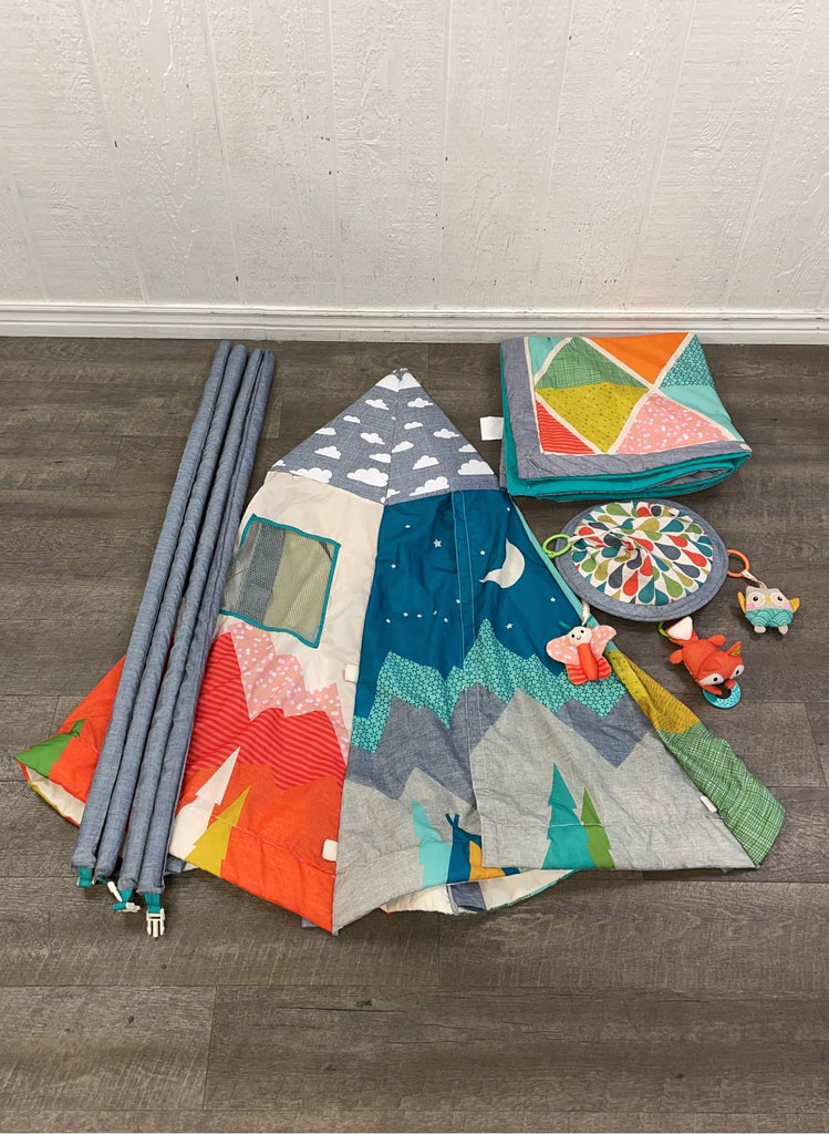 Infantino Infant To Toddler Play Gym & Fun Teepee