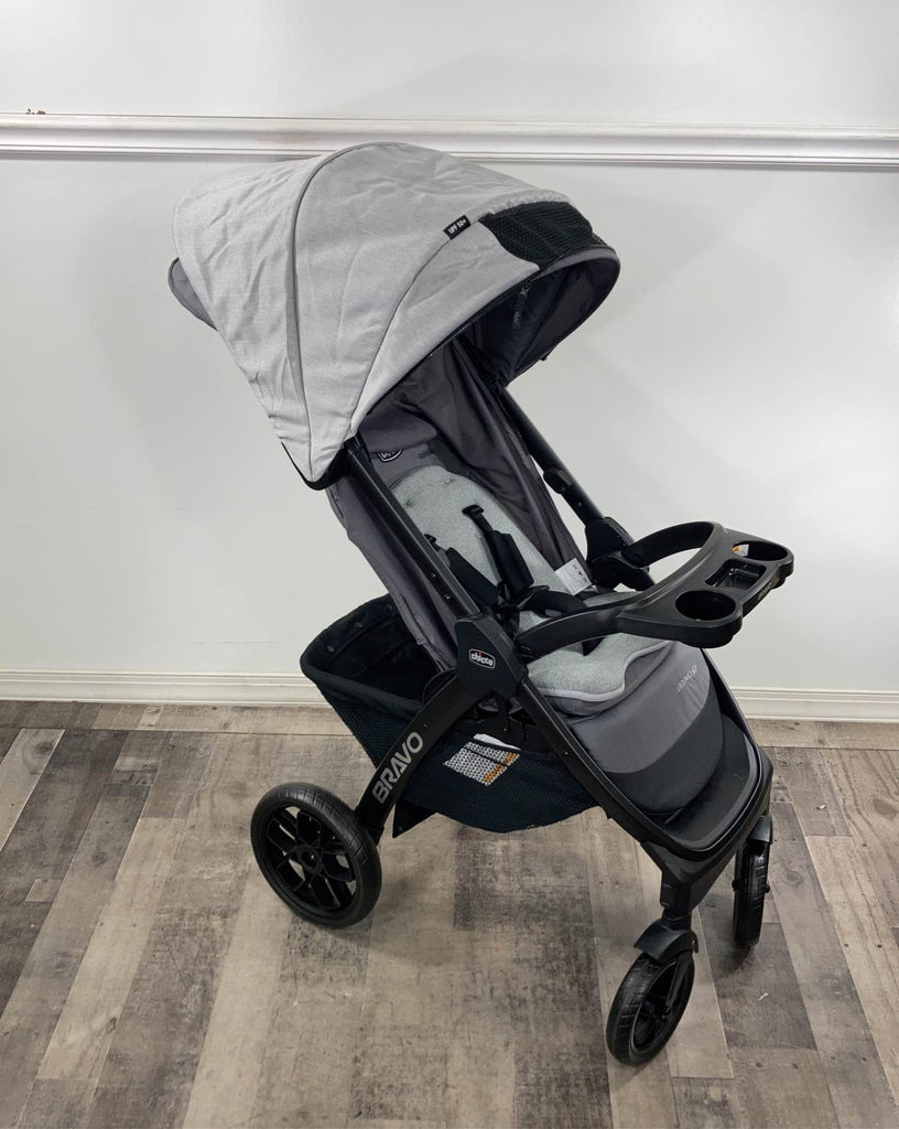 Chicco Bravo LE Travel System, 2021