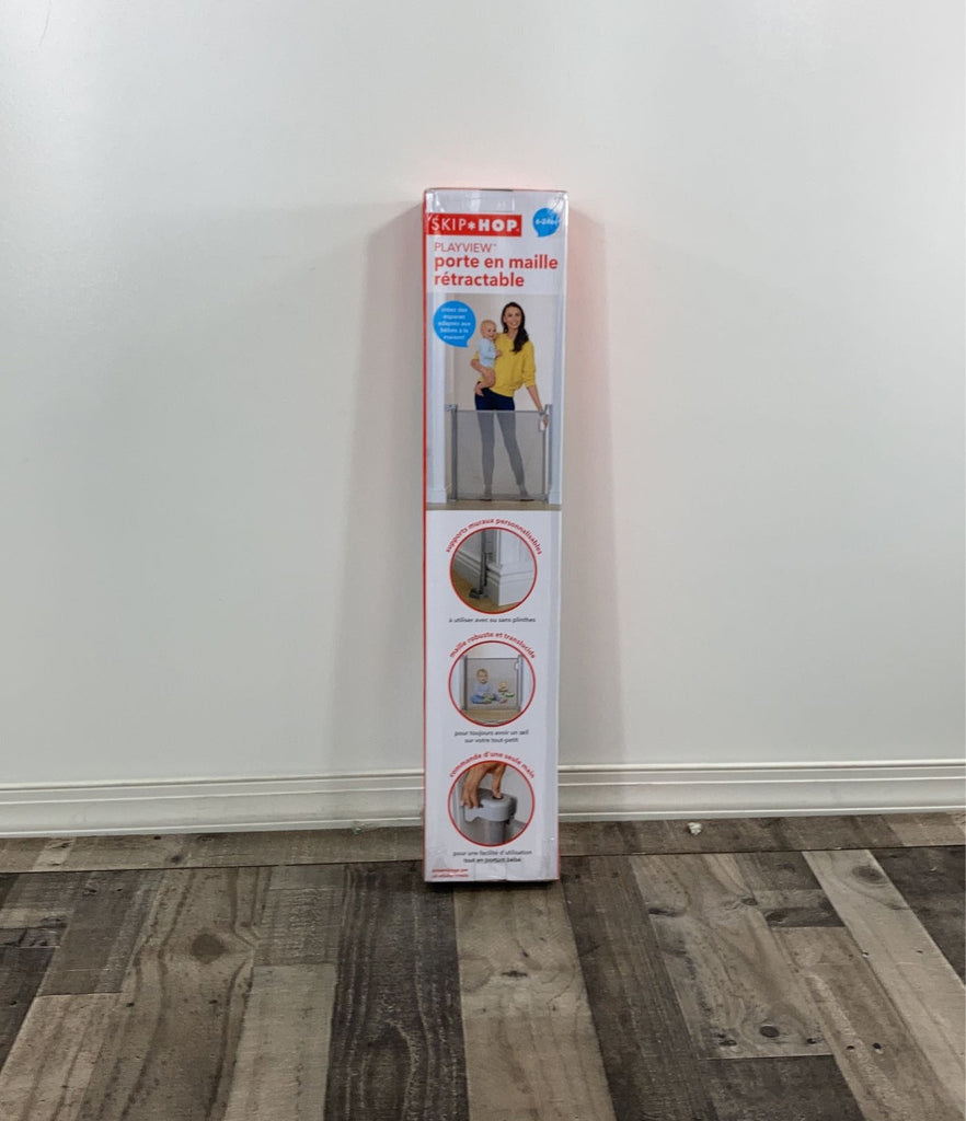 Skip Hop Playview Retractable Mesh Gate