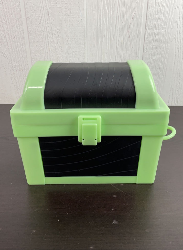 Ryan’s World Glow In The Dark Treasure Chest