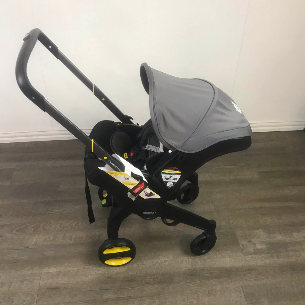 Doona Infant Car Seat & Stroller Combo, 2019, Greyhound