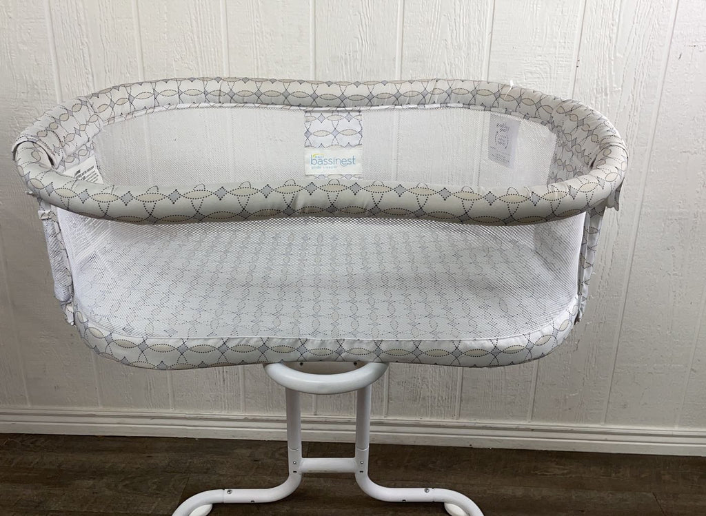 Halo BassiNest Glide Sleeper
