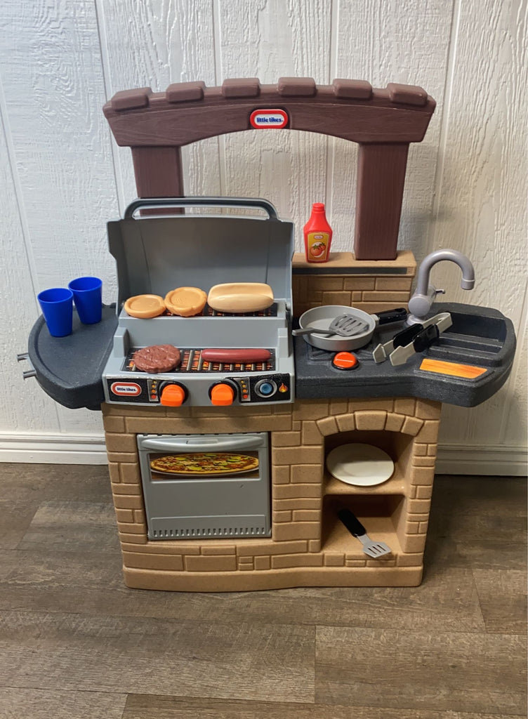 Little Tikes Cook N Play Outdoor Barbeque