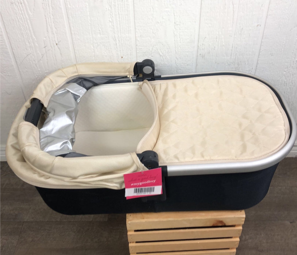 Uppababy on sale bassinet sleeping