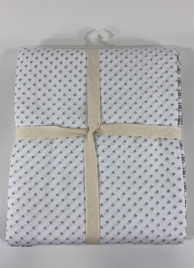 Burt’s Bees Baby Muslin Blankets, Dottie Bee