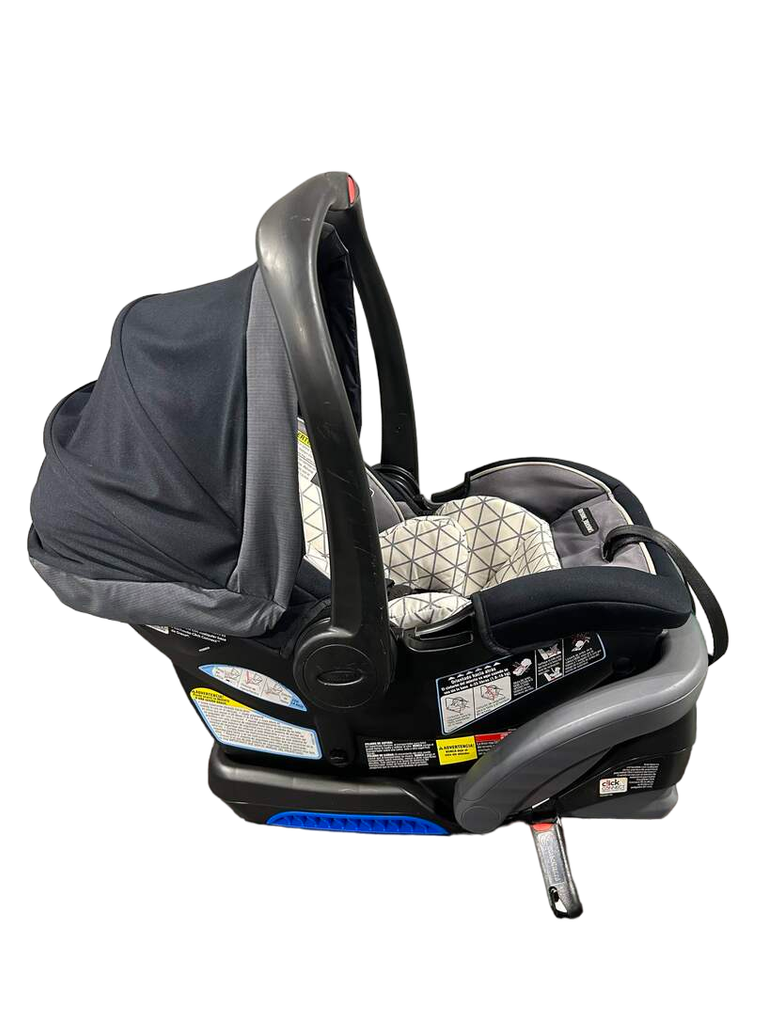 Graco SnugRide SnugLock35 DLX Infant Car Seat 2019