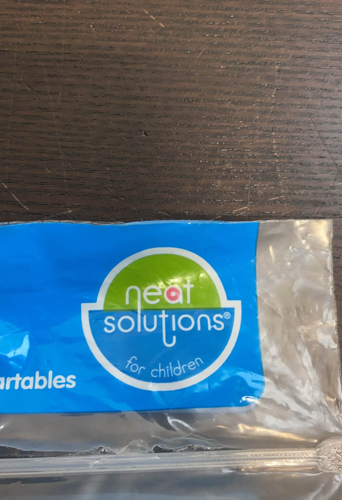 Neat Solutions Disposable Table Toppers