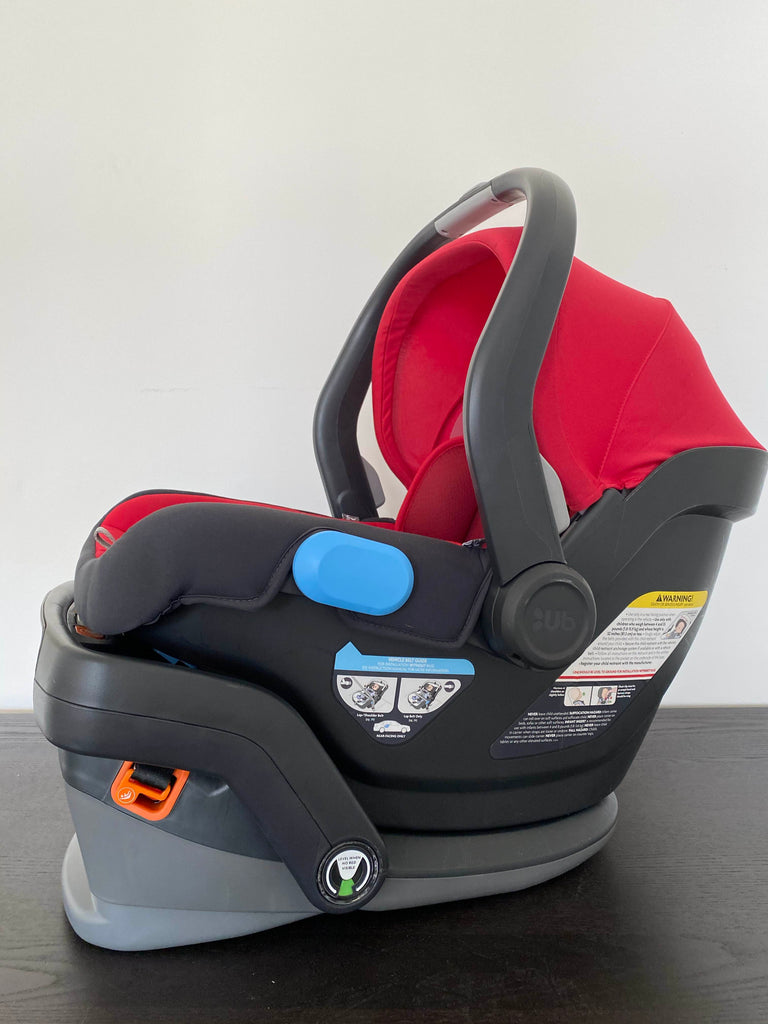 Uppababy mesa cheap car seat red