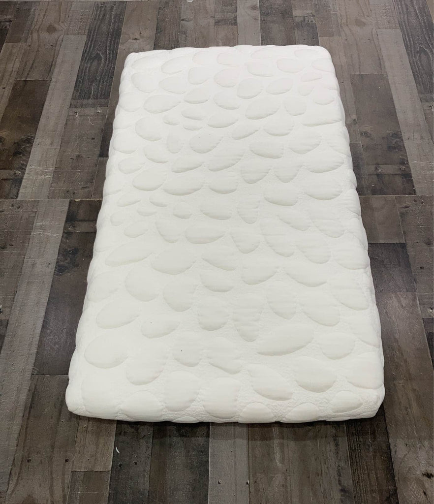 Nook Pebble Lite Crib Mattress