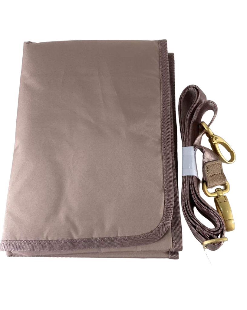 Freshly Picked Classic Diaper Bag, II, Fig