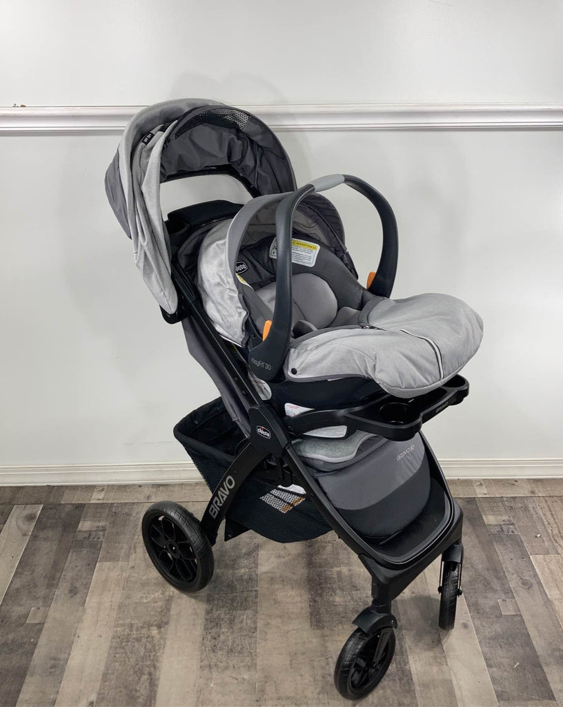 Chicco Bravo LE Travel System, 2021