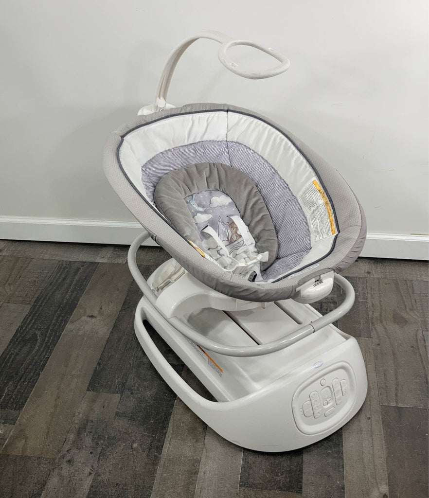 Graco sense2soothe bassinet with best sale cry detection