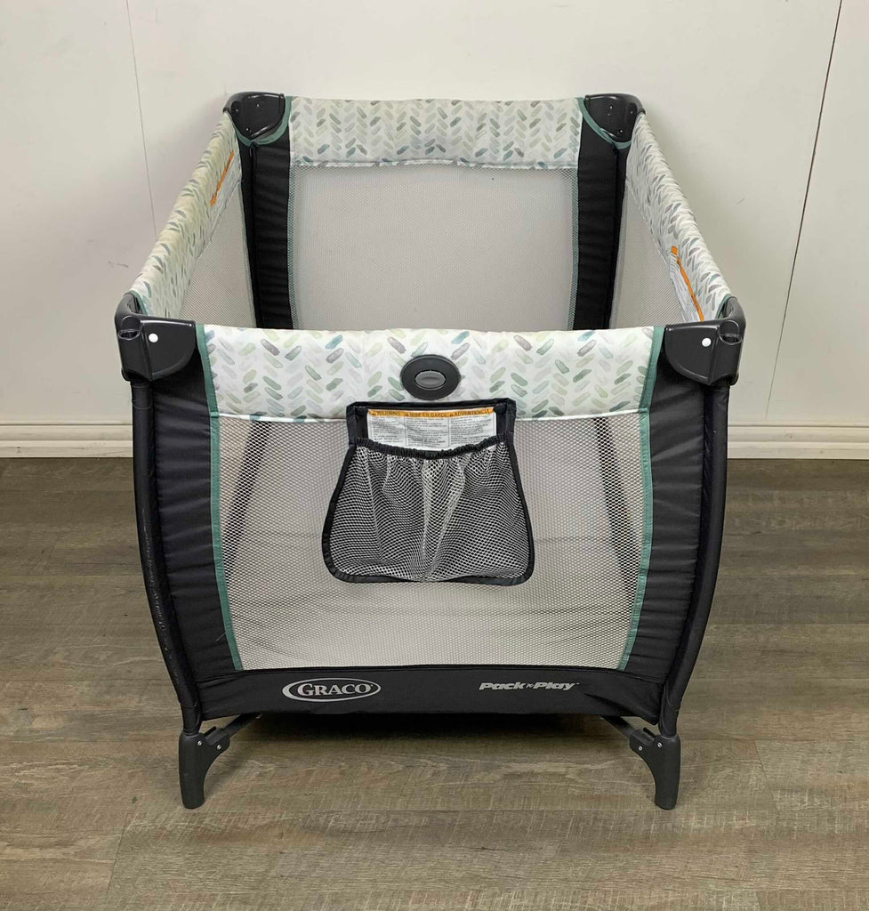 Graco Pack 'n Play Care Suite