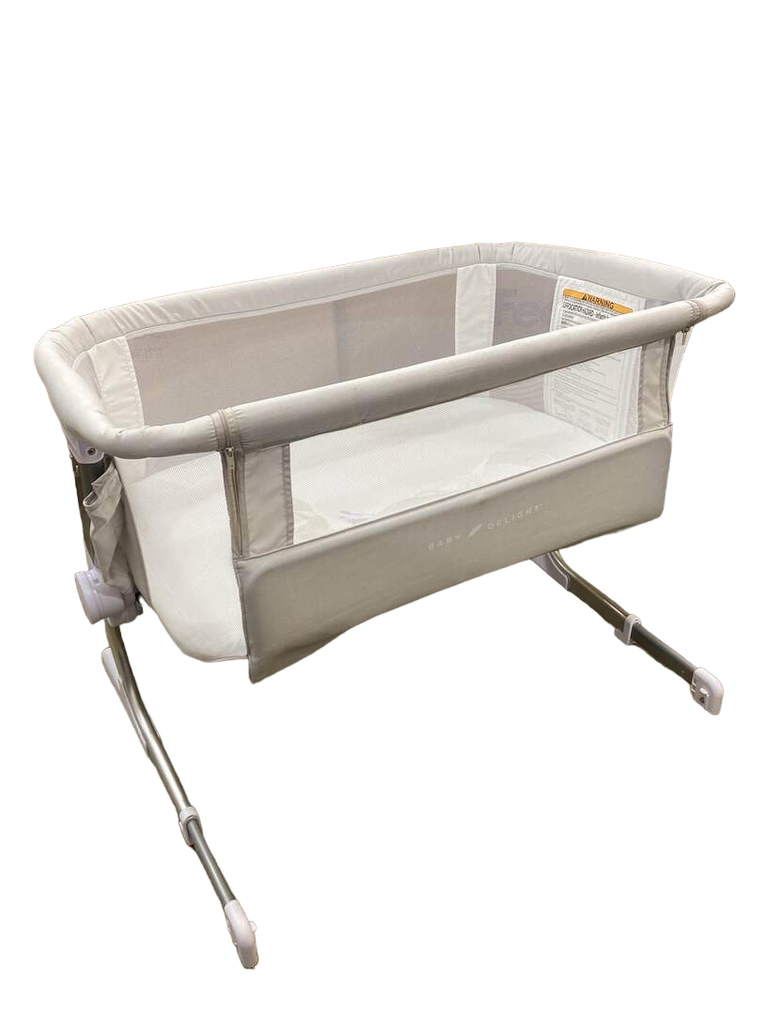Baby delight beside me dreamer bassinet Clearance