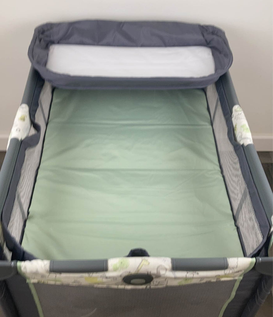 Graco Pack 'n Play Simple Solutions Portable Playard