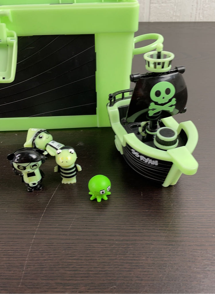 Ryan’s World Glow In The Dark Treasure Chest