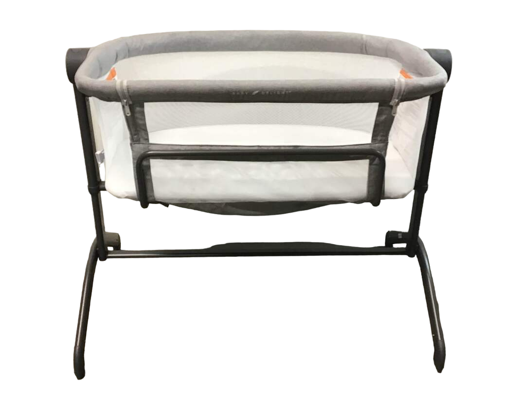 Baby Delight Beside Me Wink Bassinet & Bedside Sleeper, Pebble Grey