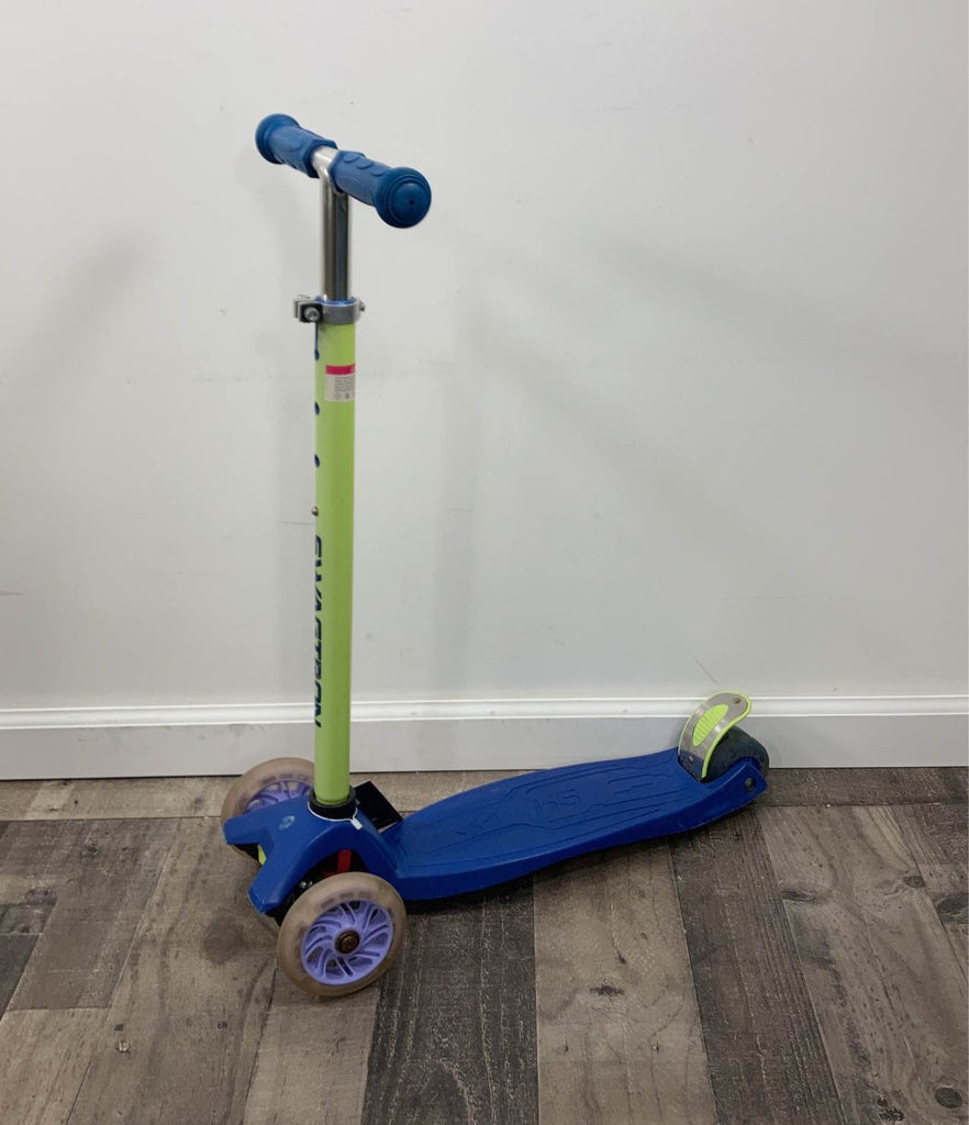 Swagtron K5 3 Wheel Kids Scooter Blue And Green