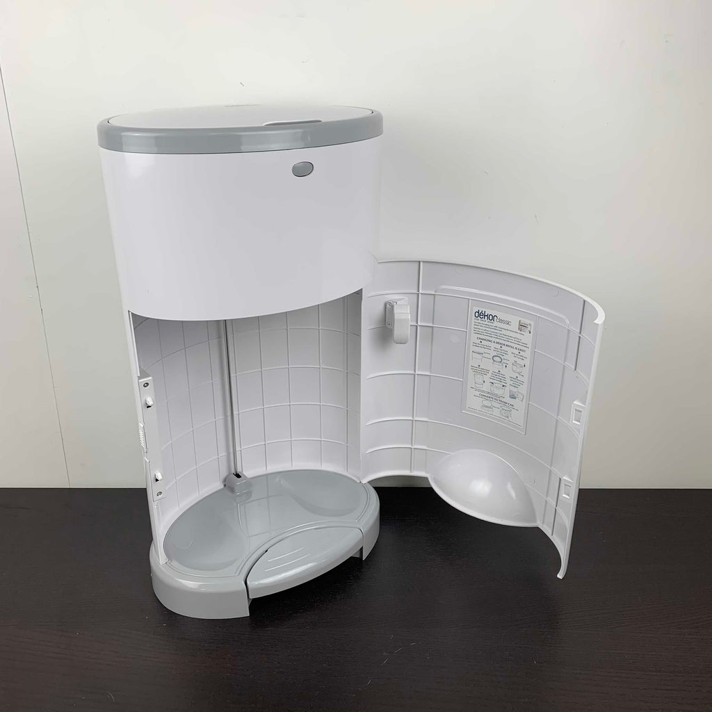 Diaper Dekor Classic Diaper Pail, With Refill Packs