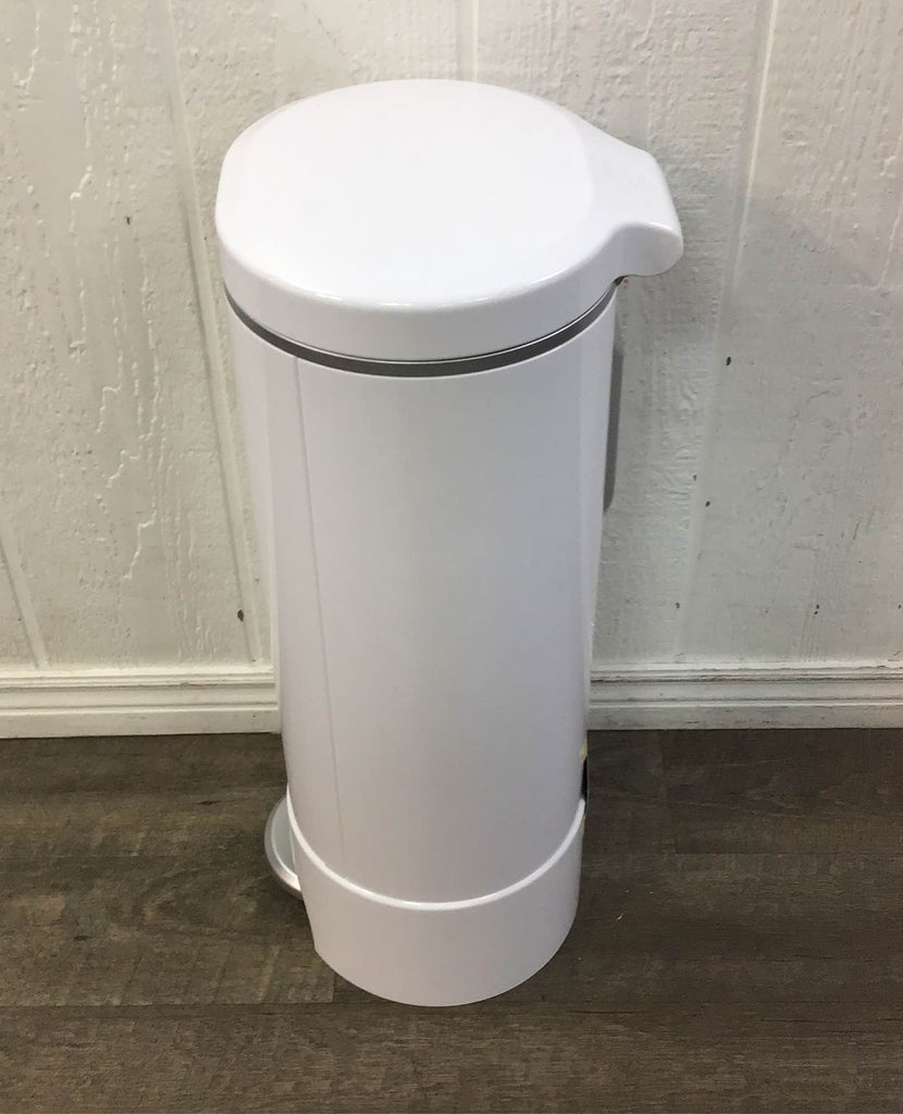 Munchkin Step Diaper Pail