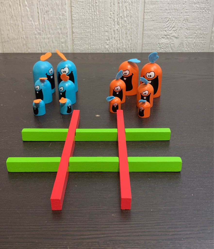 Blue Orange Games Gobblet Gobblers Board Game