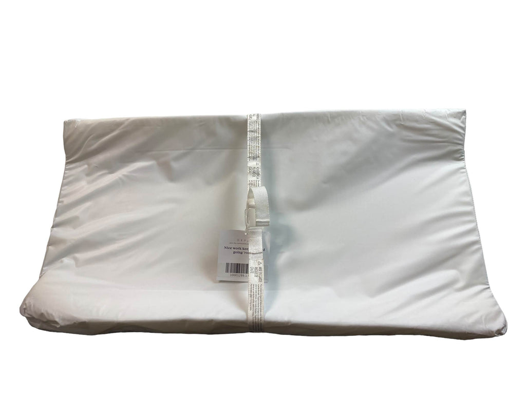 Munchkin Contoured Changing Pad