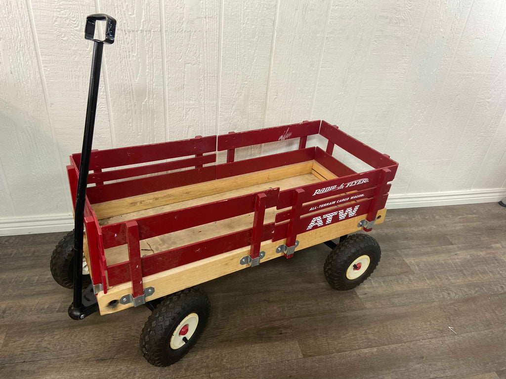 Radio Flyer red ATW All Terrain Wagon Air tires. Good condition