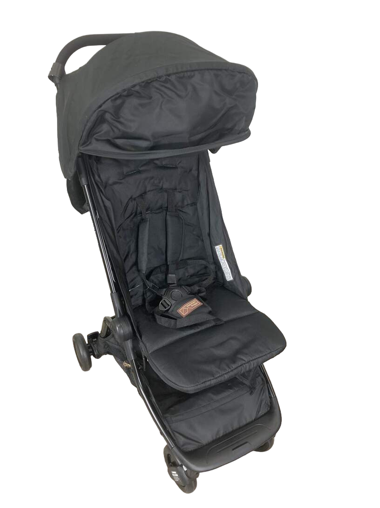 Mountain buggy 2025 nano close