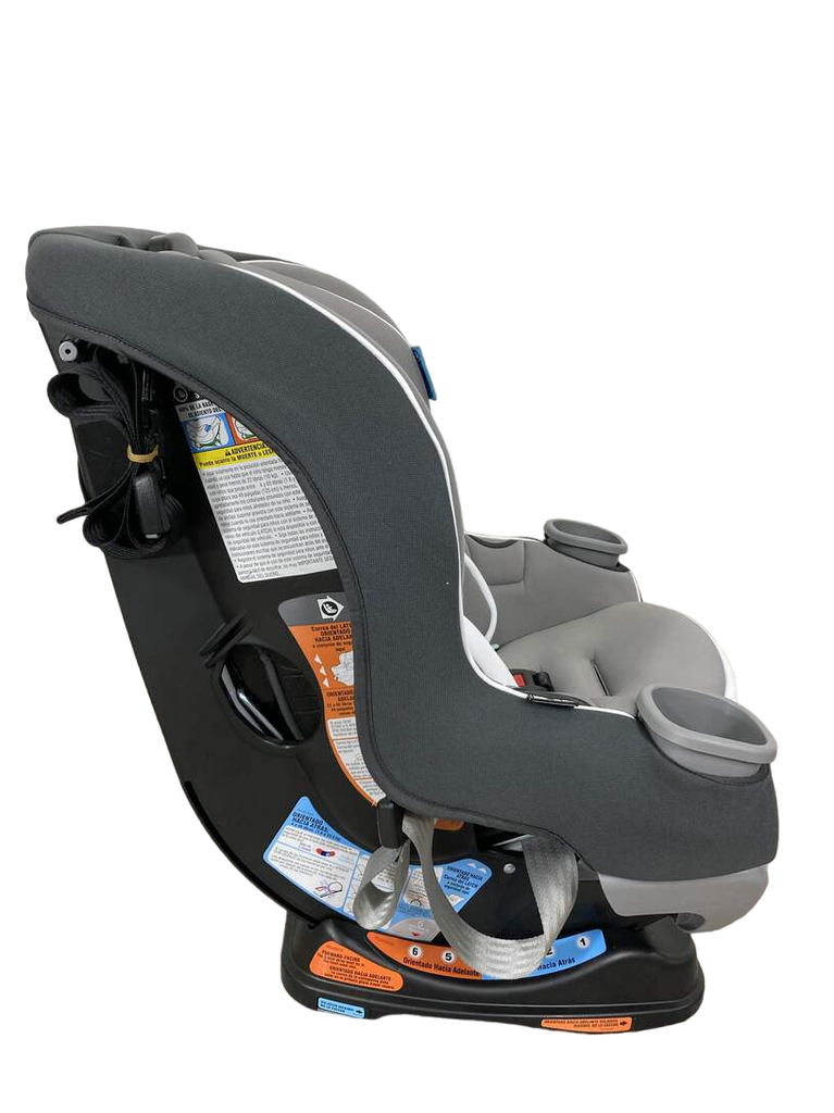 Graco extend2fit convertible clearance car seat install