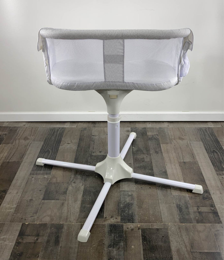 Halo BassiNest Swivel Sleeper Essentia Series