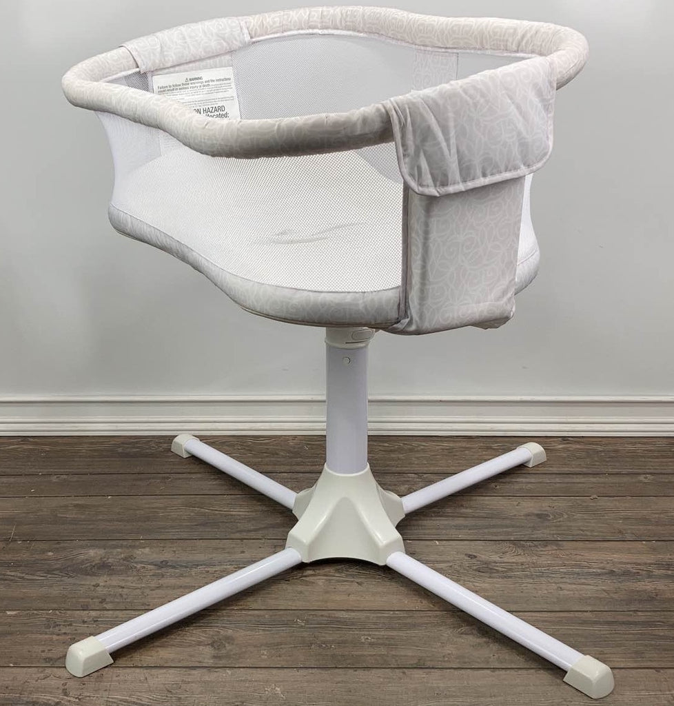 Halo BassiNest Swivel Sleeper Essentia Series