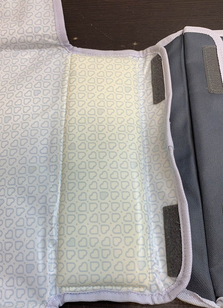 Munchkin Portable Diaper Changing Kit