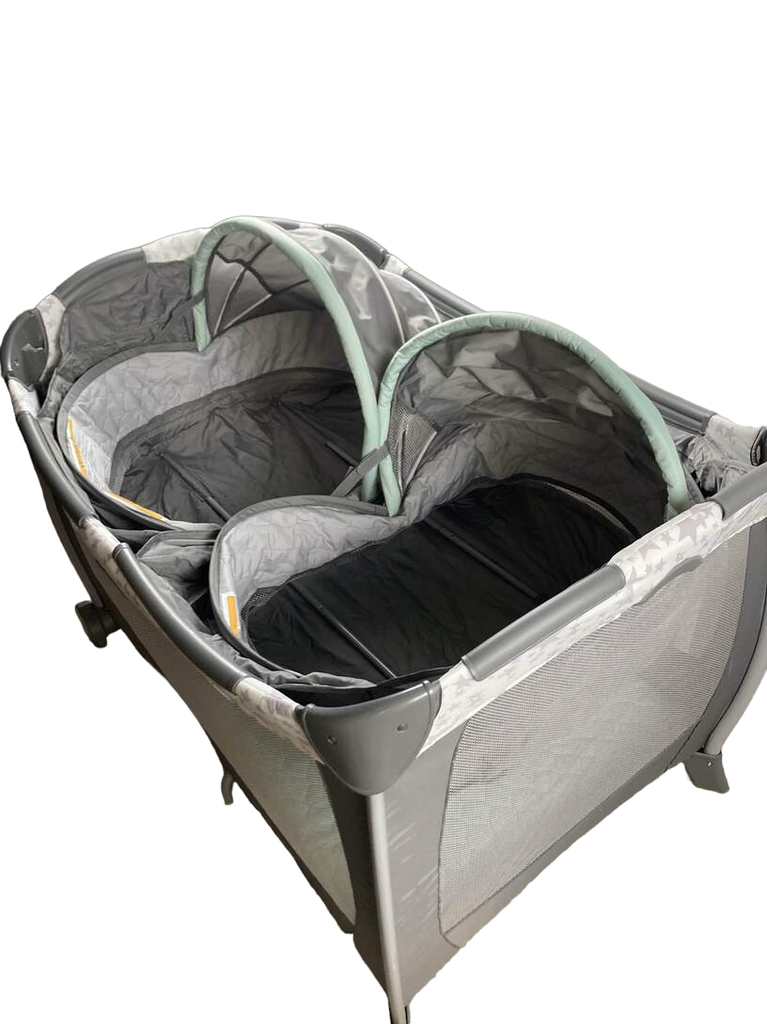 Graco clearance twin bassinet